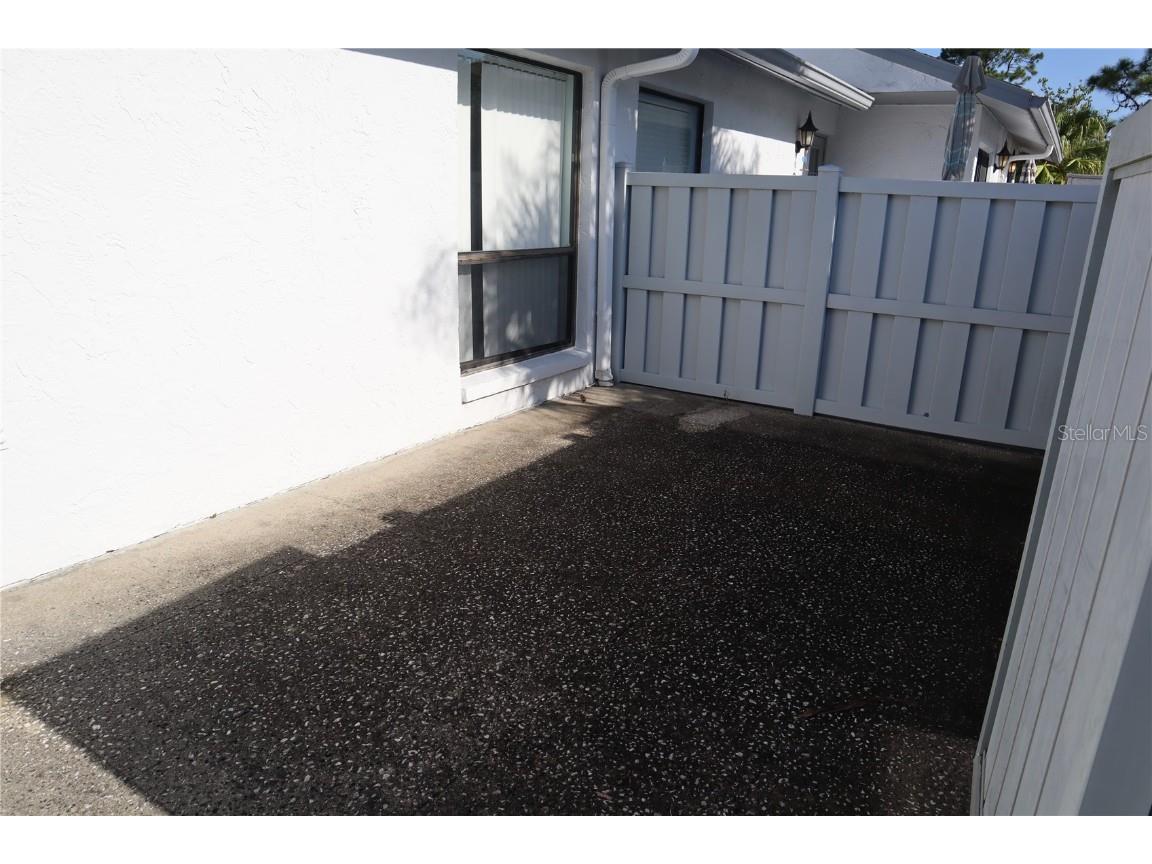 1389 Pine Ridge Circle E #D8 Tarpon Springs FL 34688 TB8418639 image2