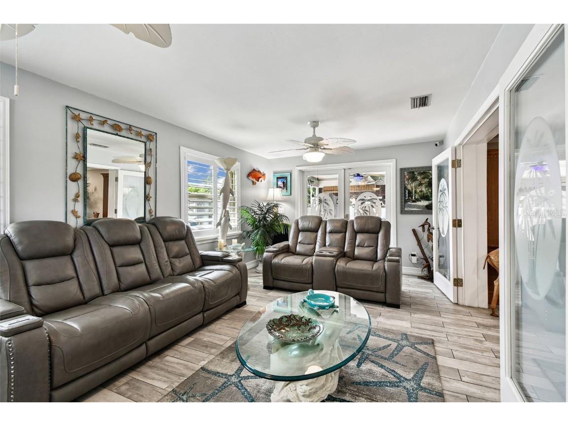 1389 Seabreeze Street Clearwater FL 33756 TB8433763 image20