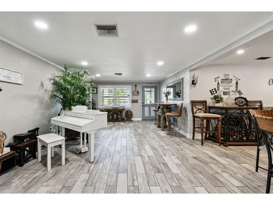 1389 Seabreeze Street Clearwater FL 33756 TB8433763 image9