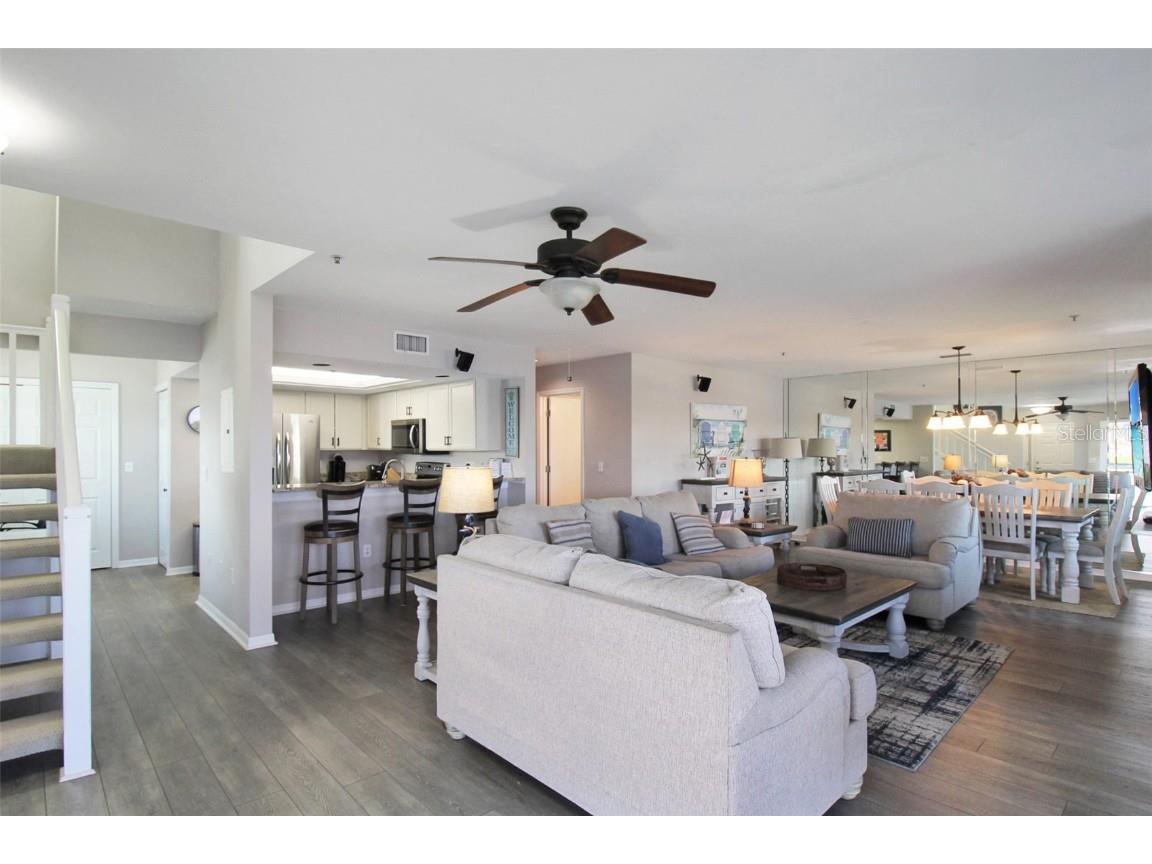 1389 Siesta Bayside Drive #1389-F Sarasota FL 34242 A4593062 image10