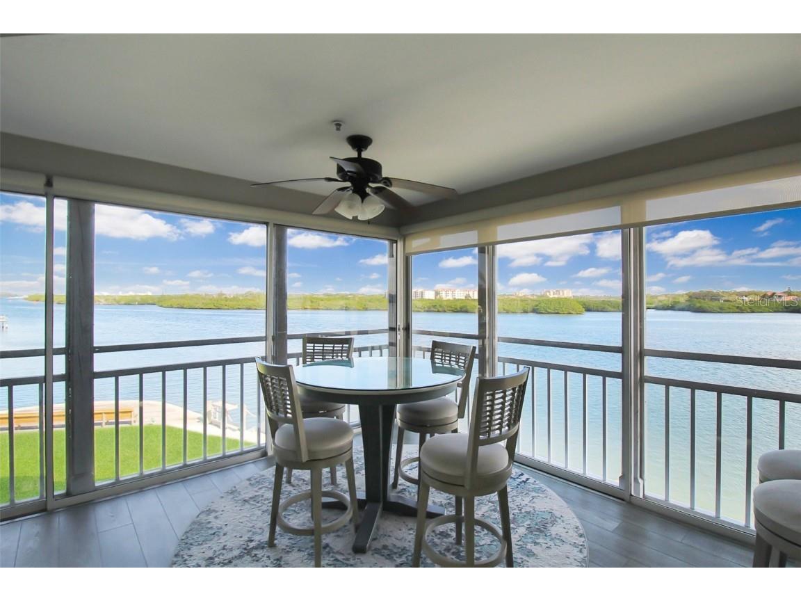 1389 Siesta Bayside Drive #1389-F Sarasota FL 34242 A4593062 image20