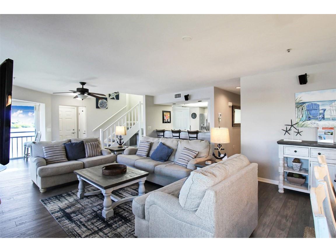 1389 Siesta Bayside Drive #1389-F Sarasota FL 34242 A4593062 image26