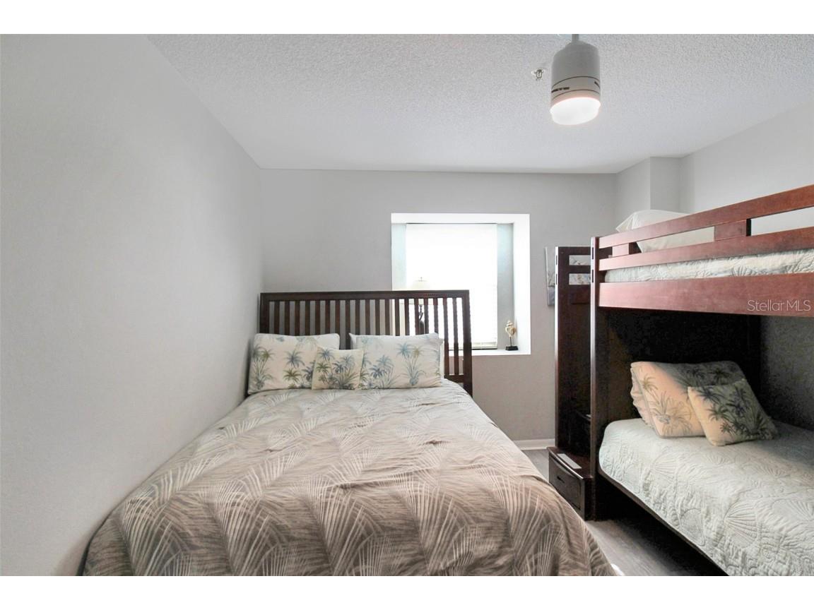 1389 Siesta Bayside Drive #1389-F Sarasota FL 34242 A4593062 image34