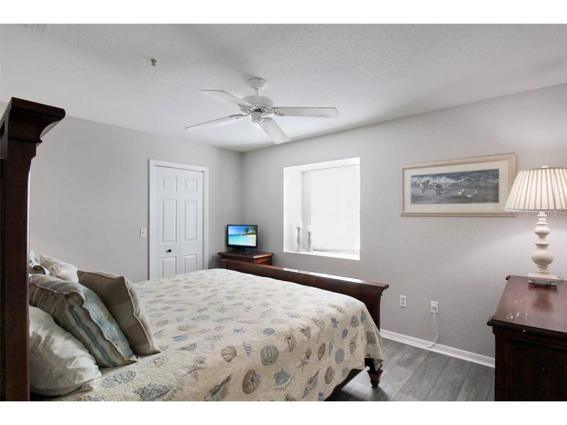 1389 Siesta Bayside Drive #1389-F Sarasota FL 34242 A4593062 image36