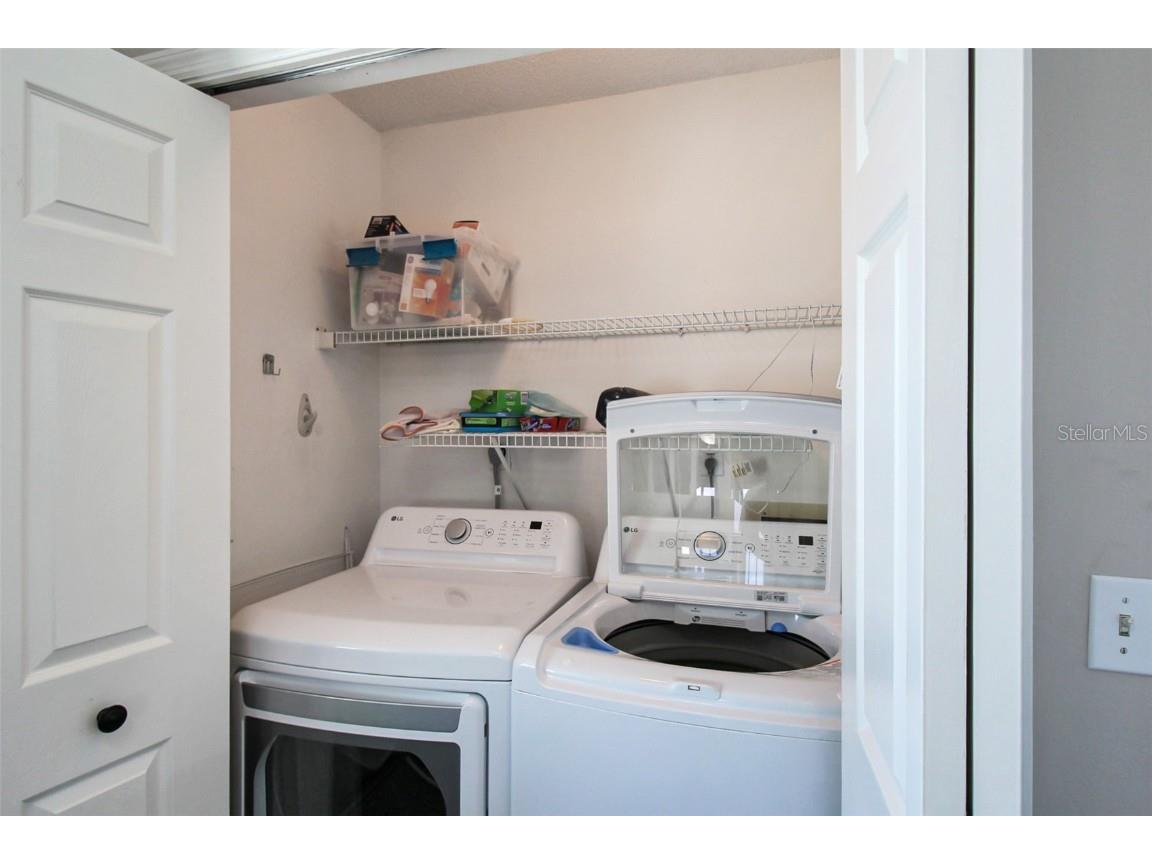 1389 Siesta Bayside Drive #1389-F Sarasota FL 34242 A4593062 image40