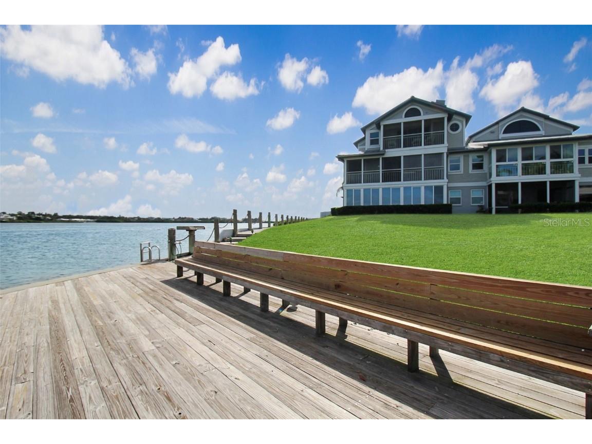 1389 Siesta Bayside Drive #1389-F Sarasota FL 34242 A4593062 image7