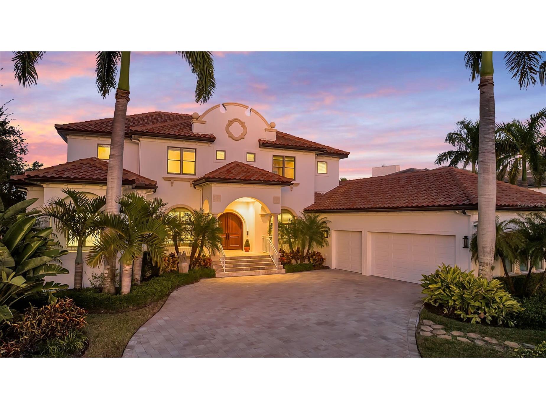 1389 Tangier Way Sarasota FL 34239 - SARASOTA BAY A4677509 image2