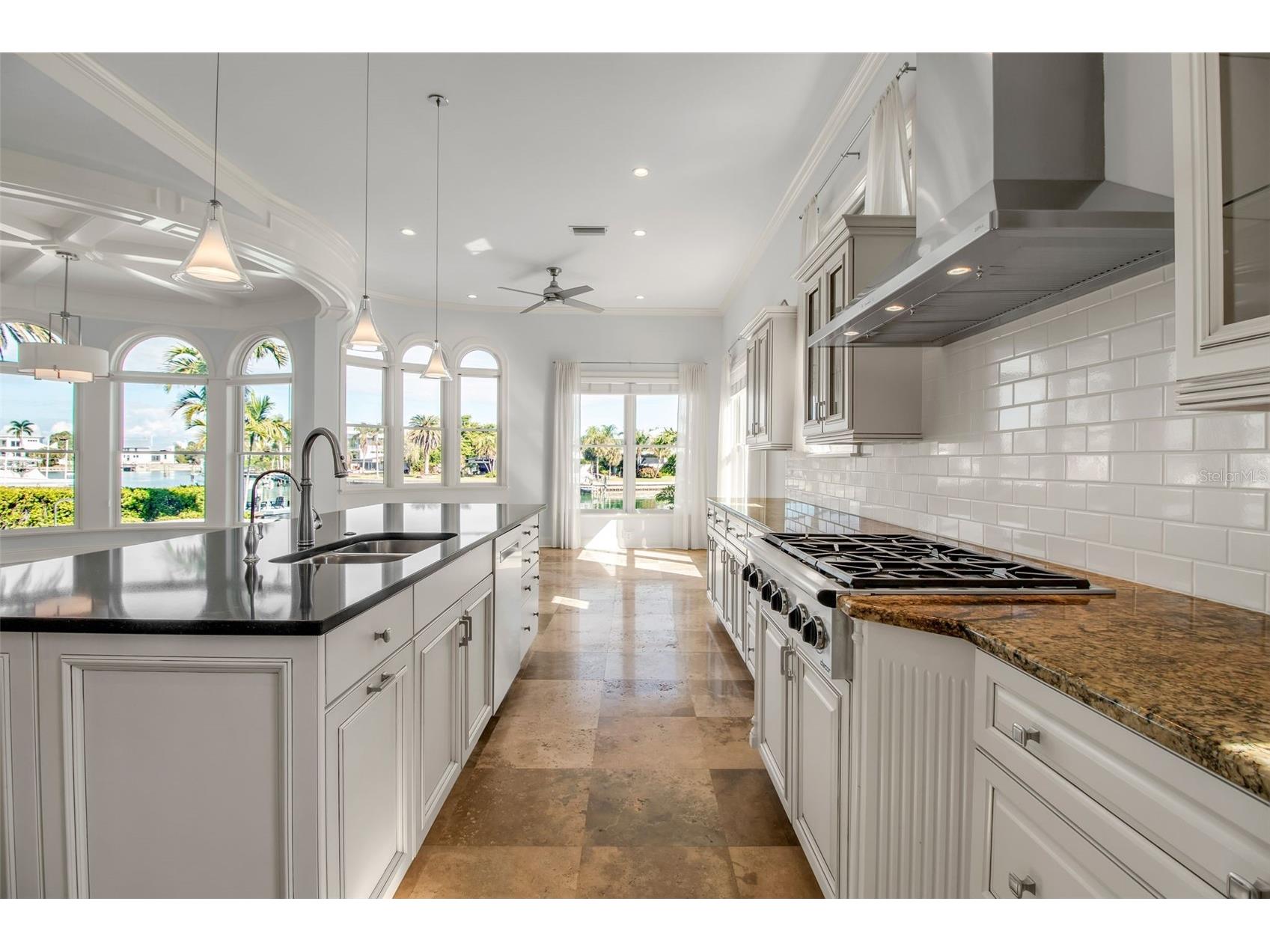 1389 Tangier Way Sarasota FL 34239 - SARASOTA BAY A4677509 image22