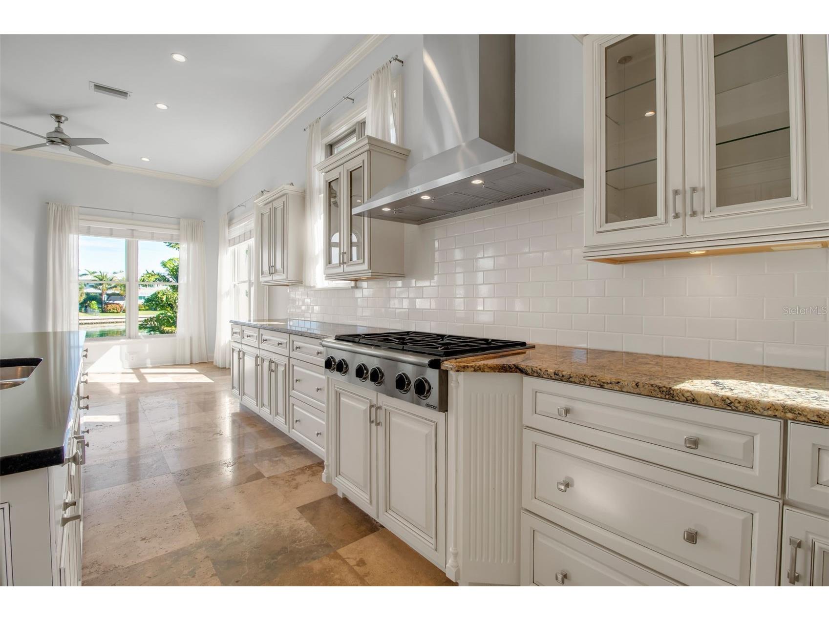 1389 Tangier Way Sarasota FL 34239 - SARASOTA BAY A4677509 image23