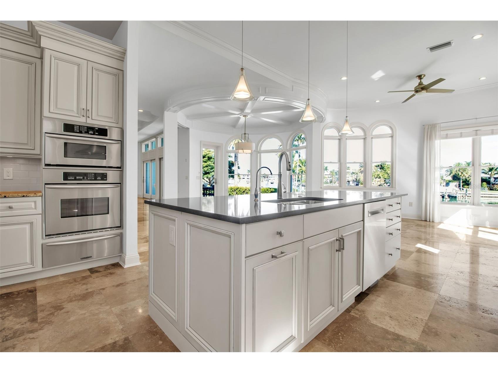1389 Tangier Way Sarasota FL 34239 - SARASOTA BAY A4677509 image24