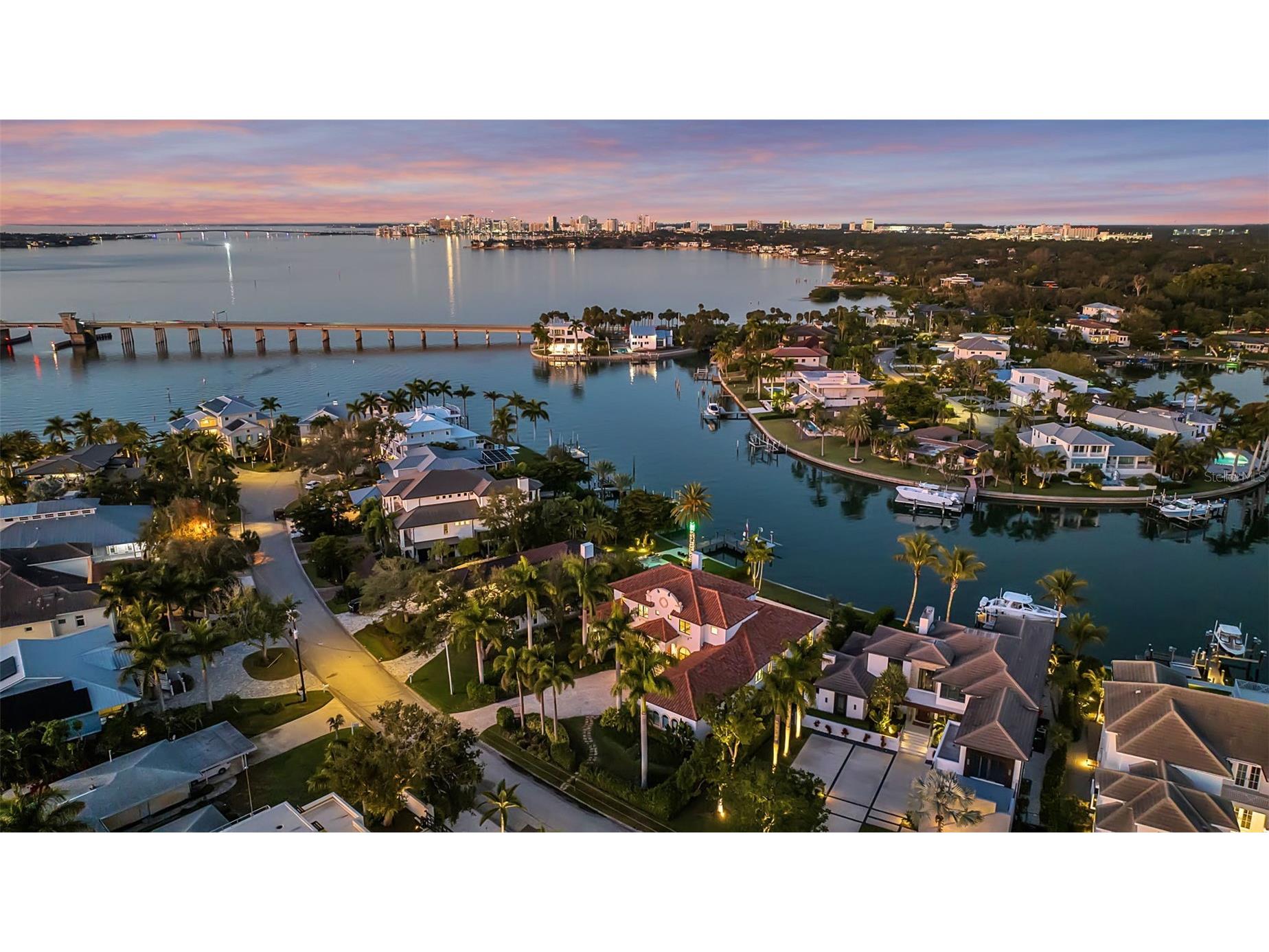 1389 Tangier Way Sarasota FL 34239 - SARASOTA BAY A4677509 image64