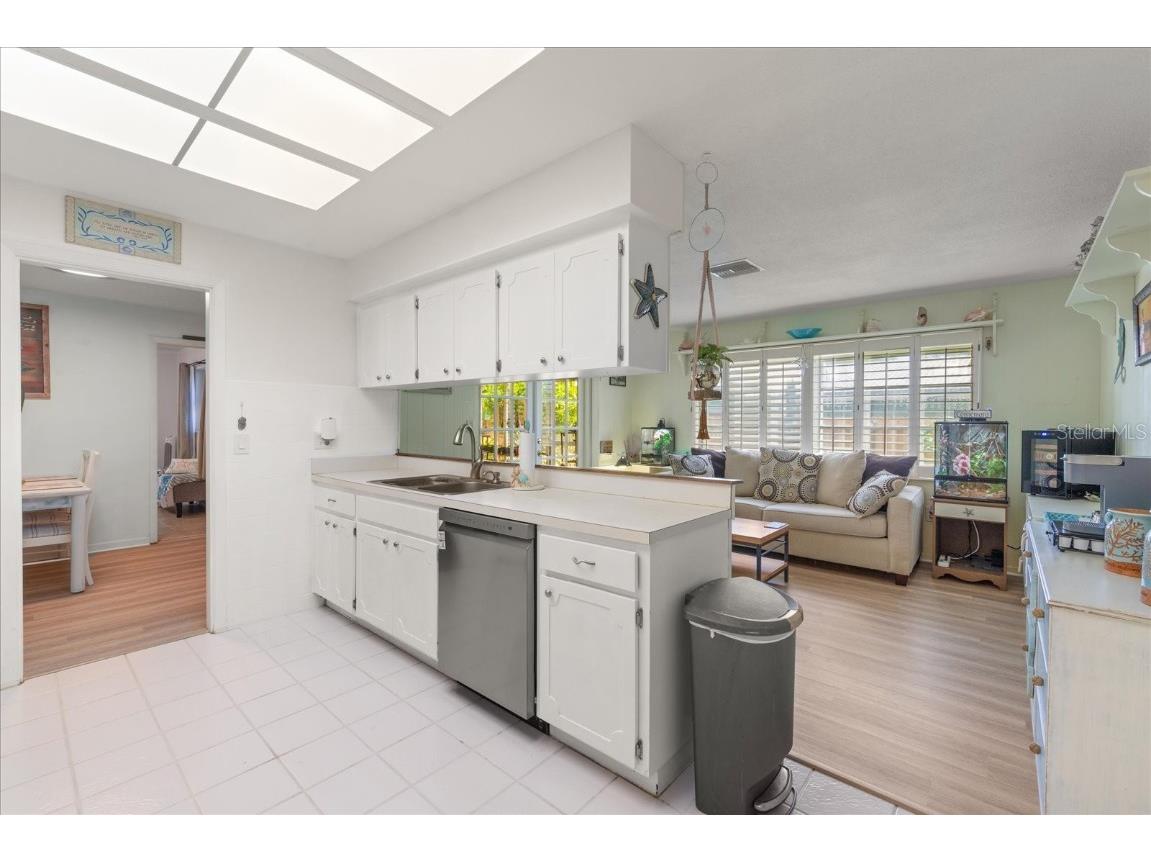 13896 83rd Place Seminole FL 33776 TB8423390 image13