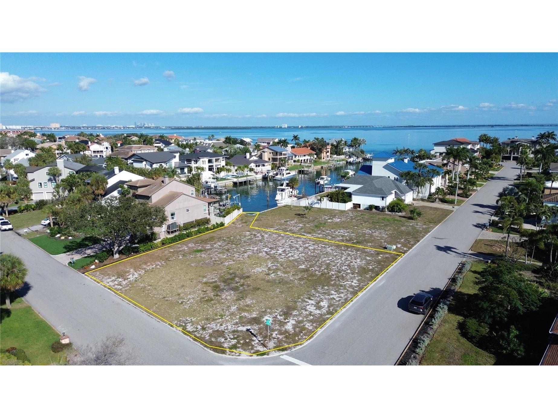 139 9th Street E Tierra Verde FL 33715 TB8458665 image1