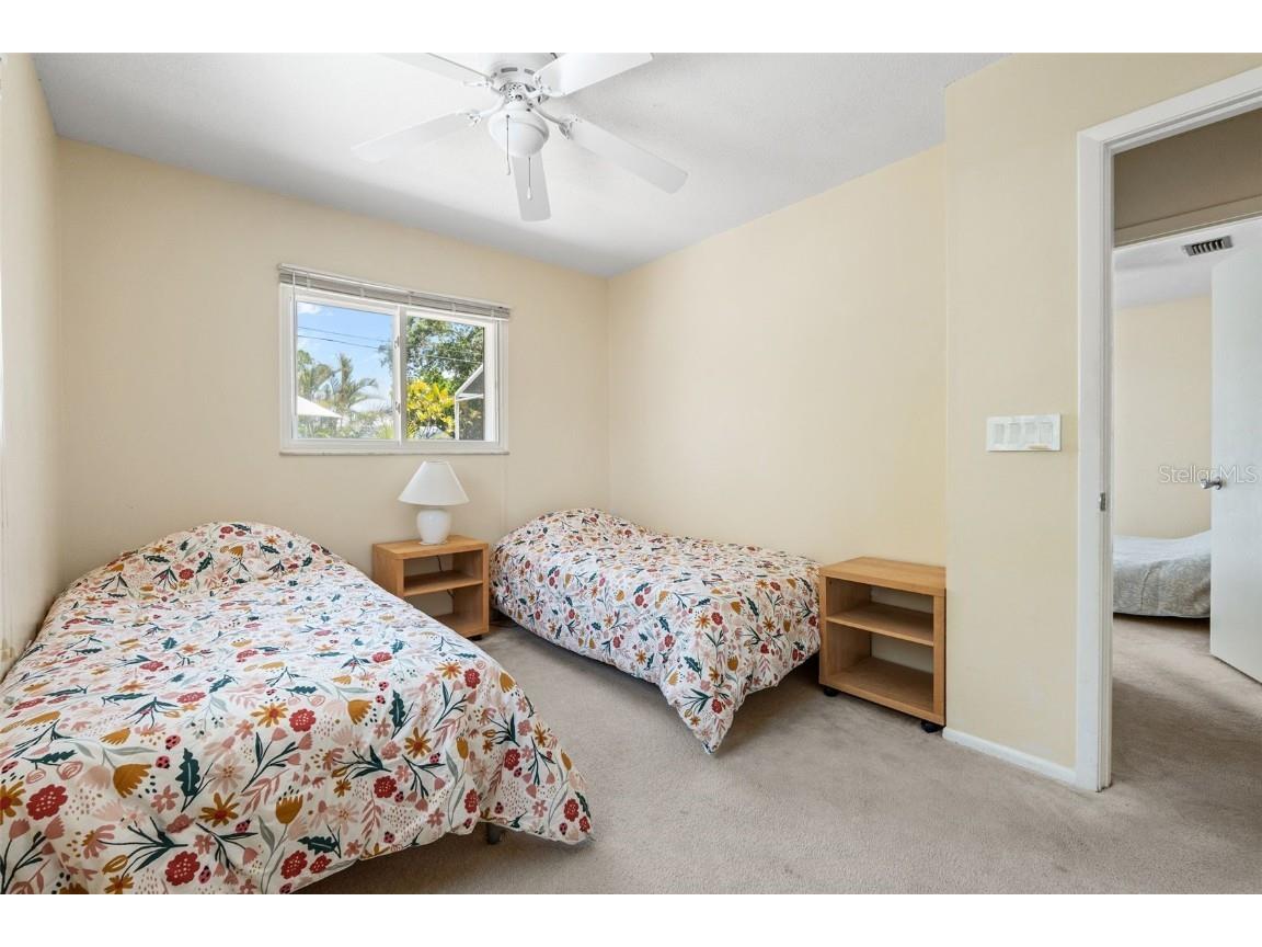 139 Adair Avenue Sarasota FL 34243 A4654370 image39