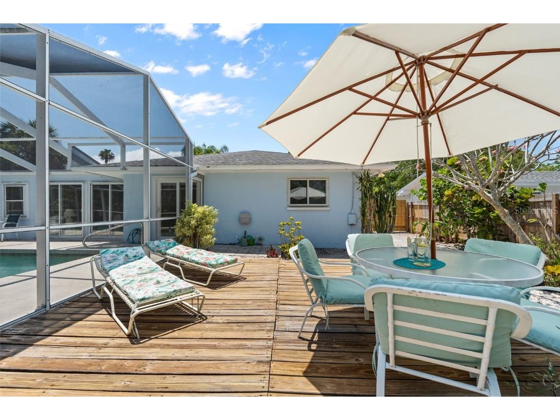 139 Adair Avenue Sarasota FL 34243 A4654370 image46