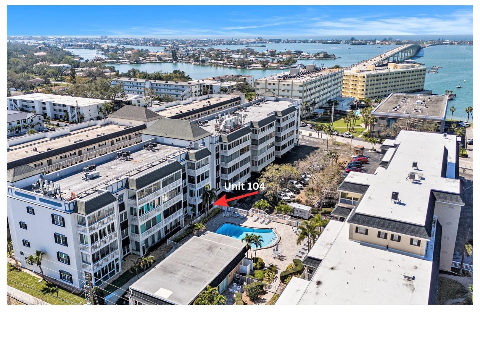 139 Bluff View Drive #104 Belleair Bluffs FL 33770 TB8507878 image1