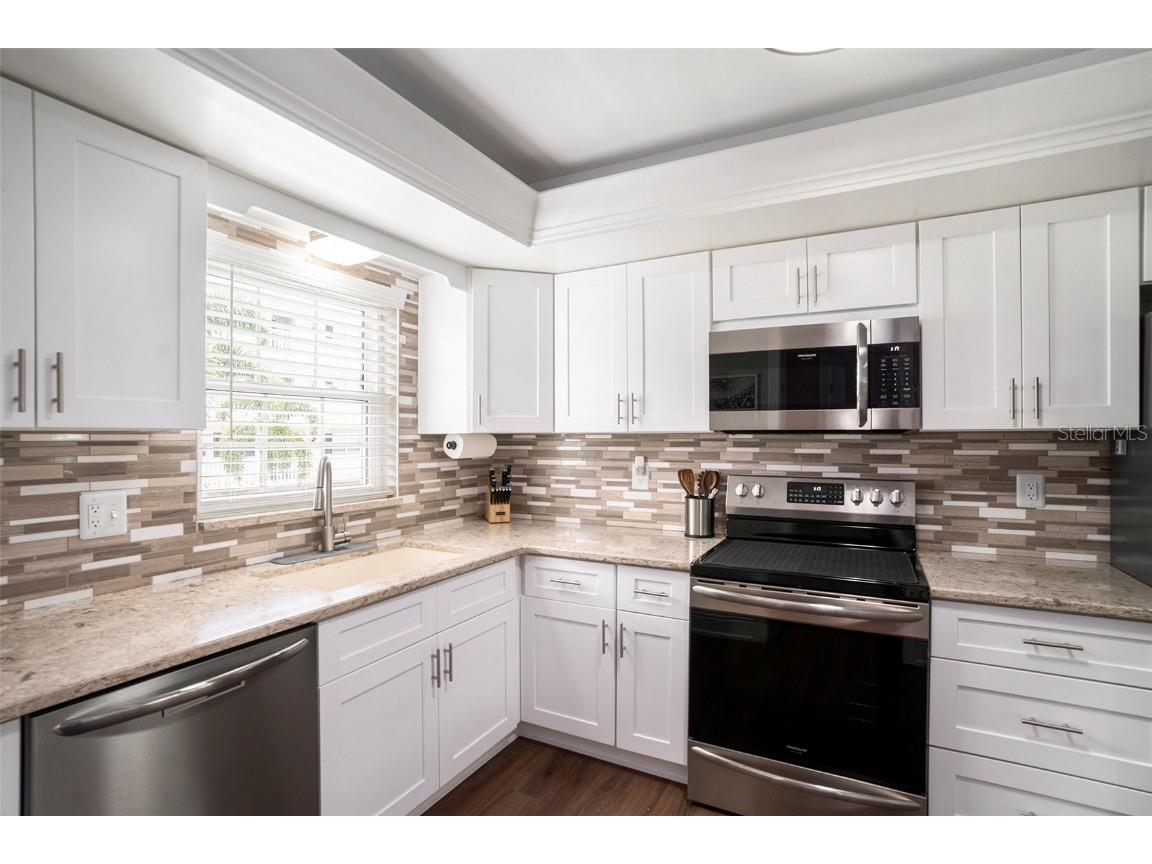 139 Bluff View Drive #202 Belleair Bluffs FL 33770 TB8425659 image6