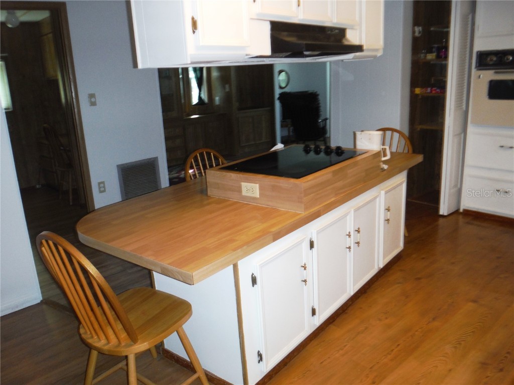 139 Forest Lane #12 Safety Harbor FL 34695 TB8432229 image10