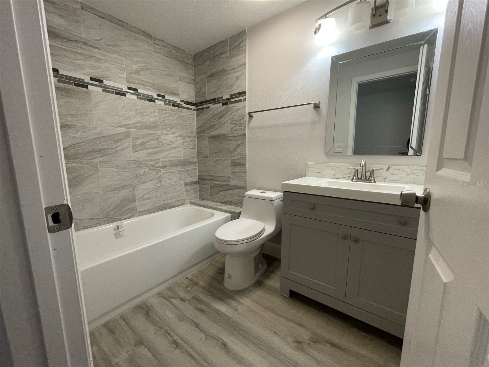 139 Hunter Lake Drive #B Oldsmar FL 34677 TB8492179 image17