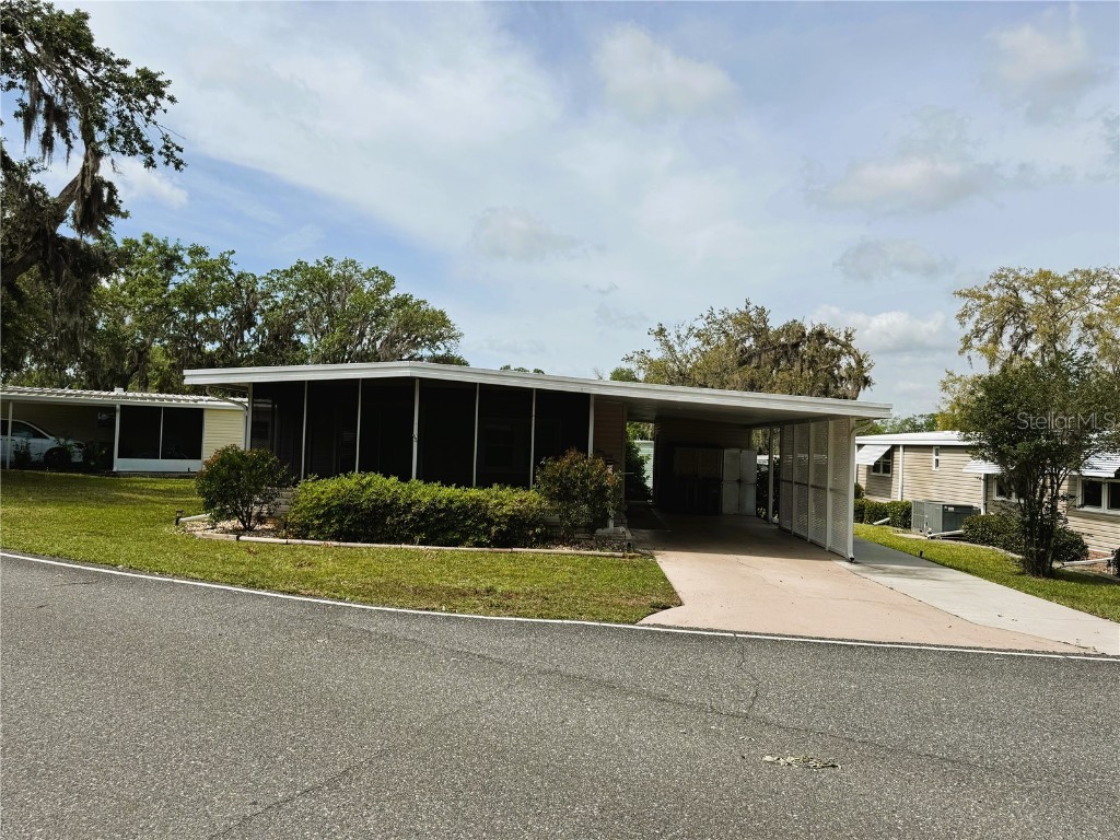 139 Royal Palm Drive Leesburg FL 34748 R4909125 image1