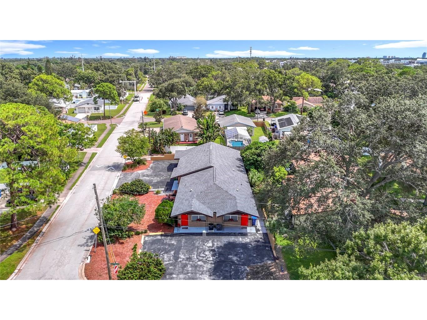 139 SE Jefferson Circle N Saint Petersburg FL 33703 TB8436497 image100