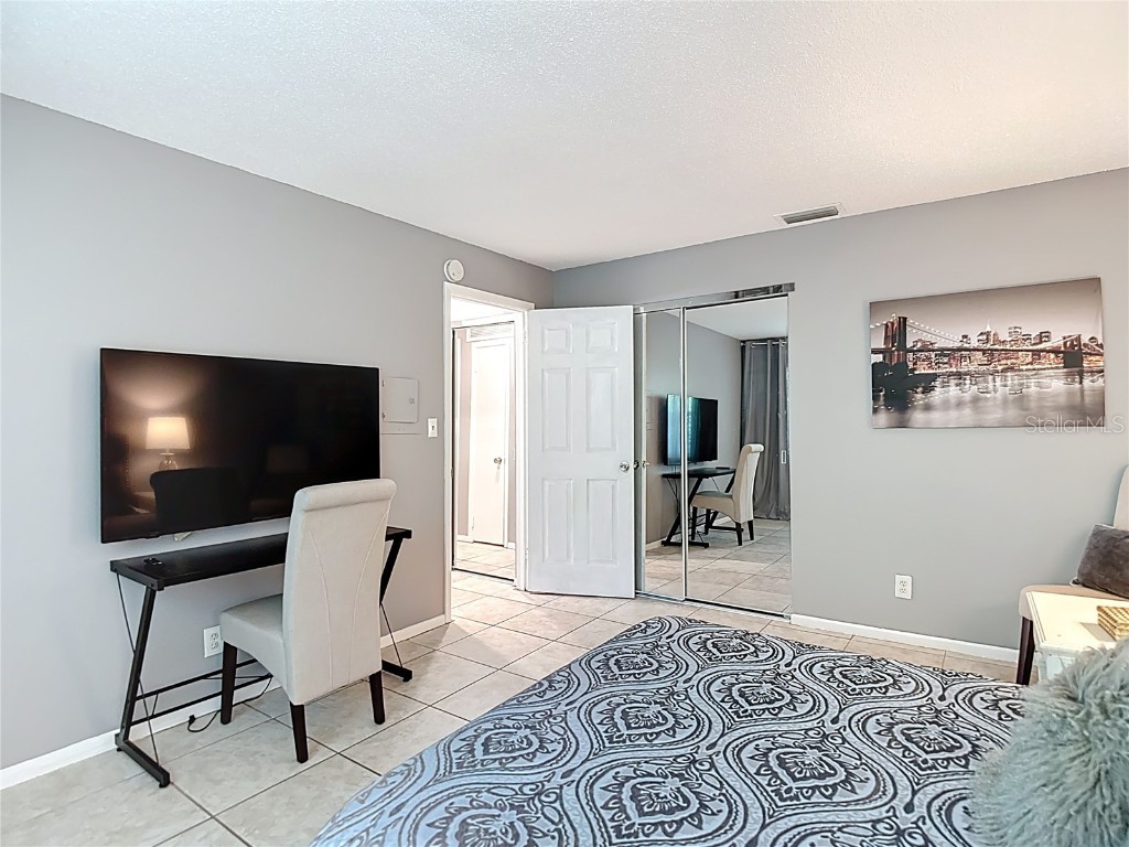 139 SE Jefferson Circle N Saint Petersburg FL 33703 TB8436497 image43