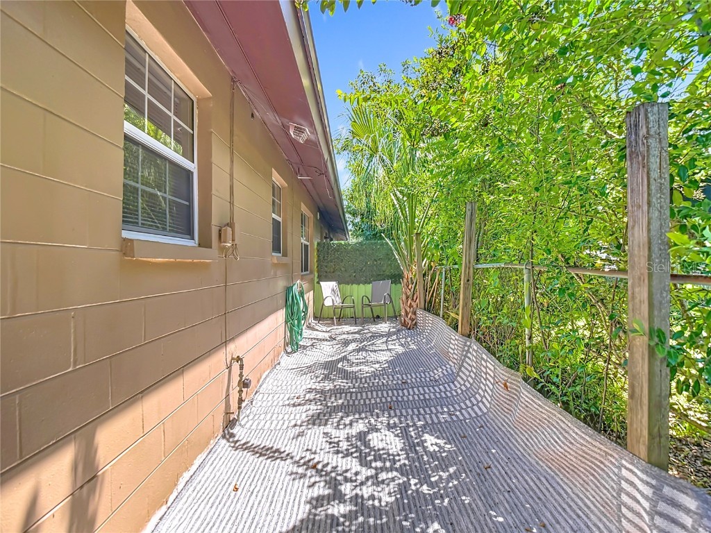 139 SE Jefferson Circle N Saint Petersburg FL 33703 TB8436497 image47