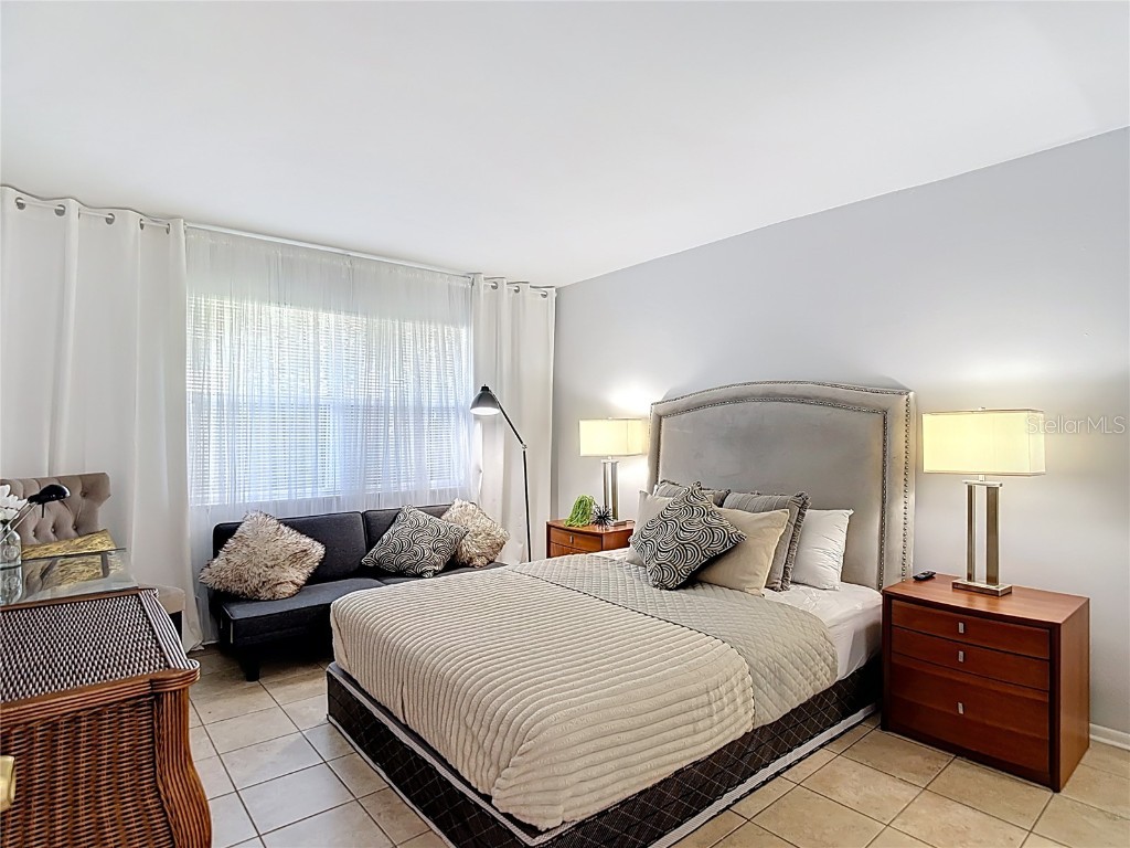 139 SE Jefferson Circle N Saint Petersburg FL 33703 TB8436497 image68