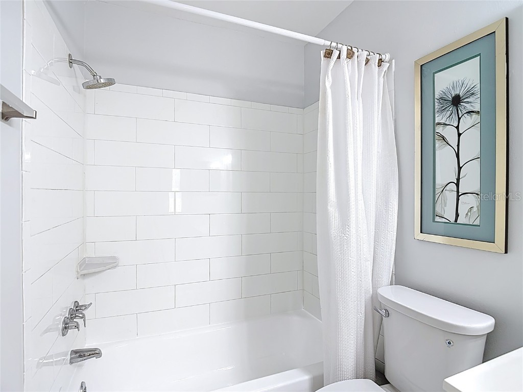 139 SE Jefferson Circle N Saint Petersburg FL 33703 TB8436497 image72