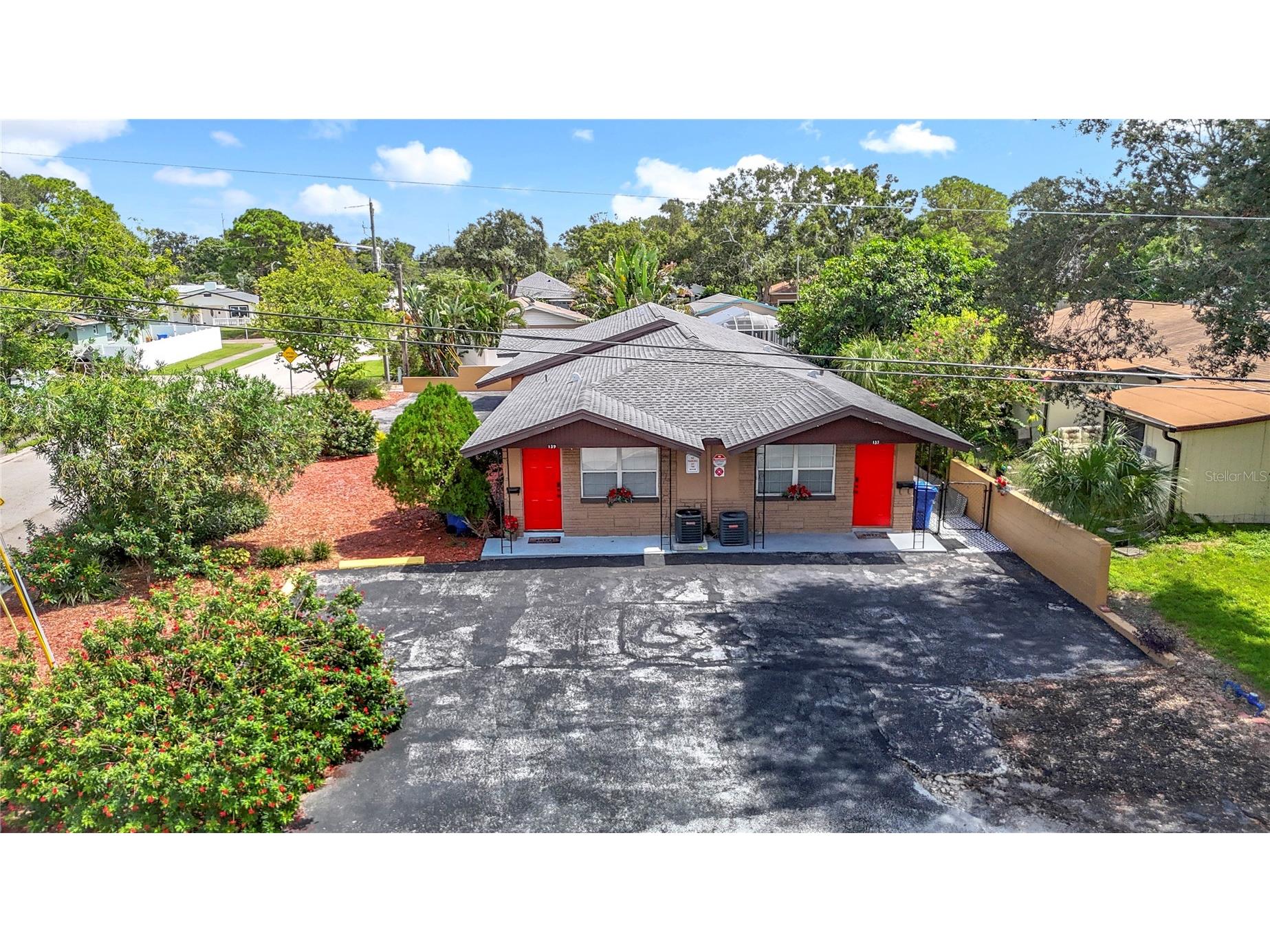 139 SE Jefferson Circle N Saint Petersburg FL 33703 TB8443503 image2