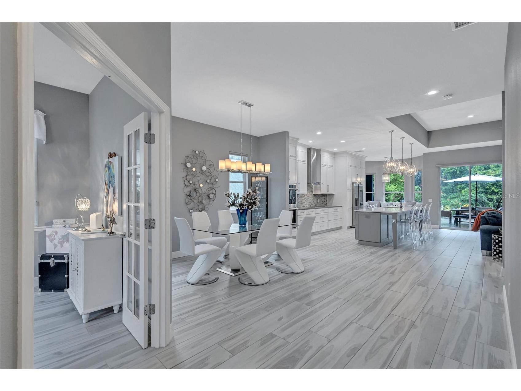 139 Tall Trees Court Sarasota FL 34232 A4696795 image3