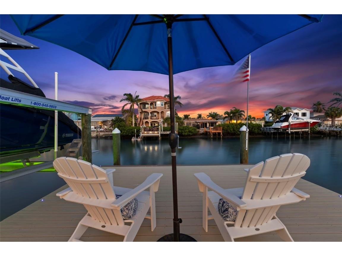 139 Wall Street Redington Shores FL 33708 TB8373173 image1