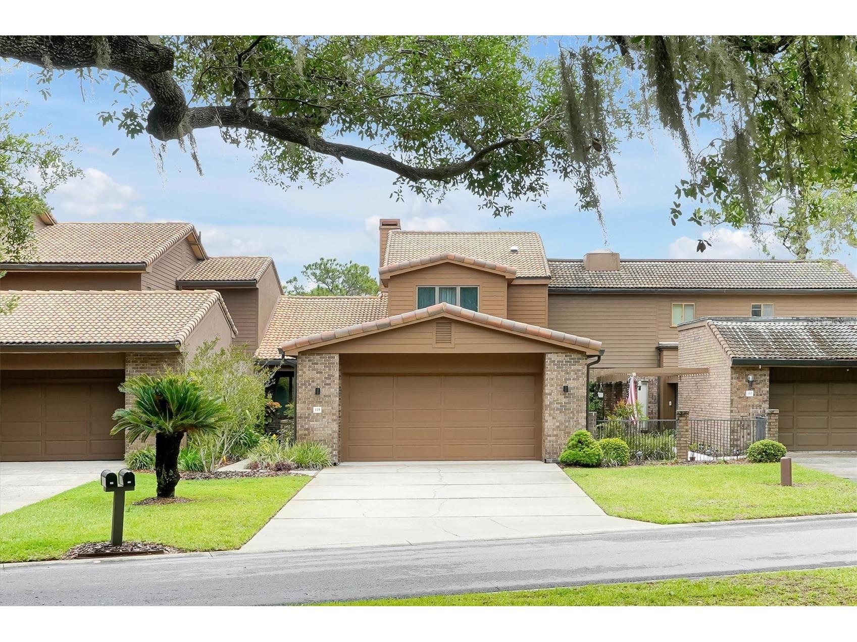 139 Woden Way Winter Haven FL 33884 - LAKE ELOISE P4938404 image1