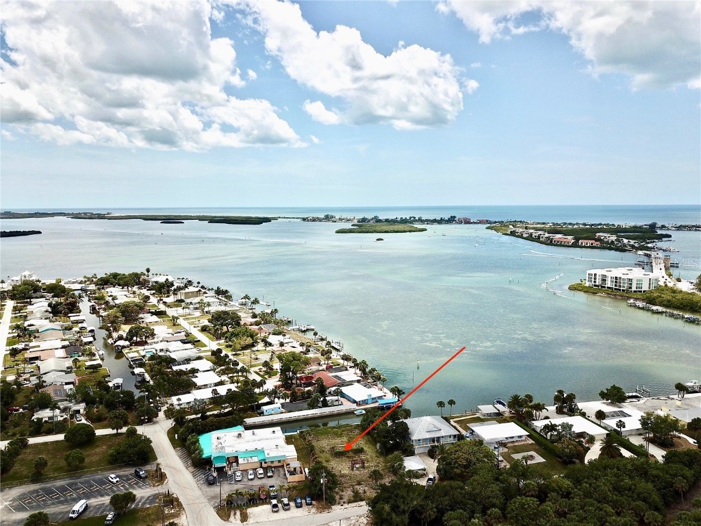 1390 Aqua View Englewood FL 34223 D6118696 image1