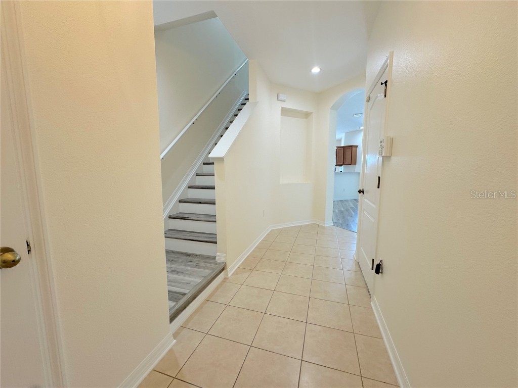 1390 Grantham Drive Sarasota FL 34234 A4670001 image2