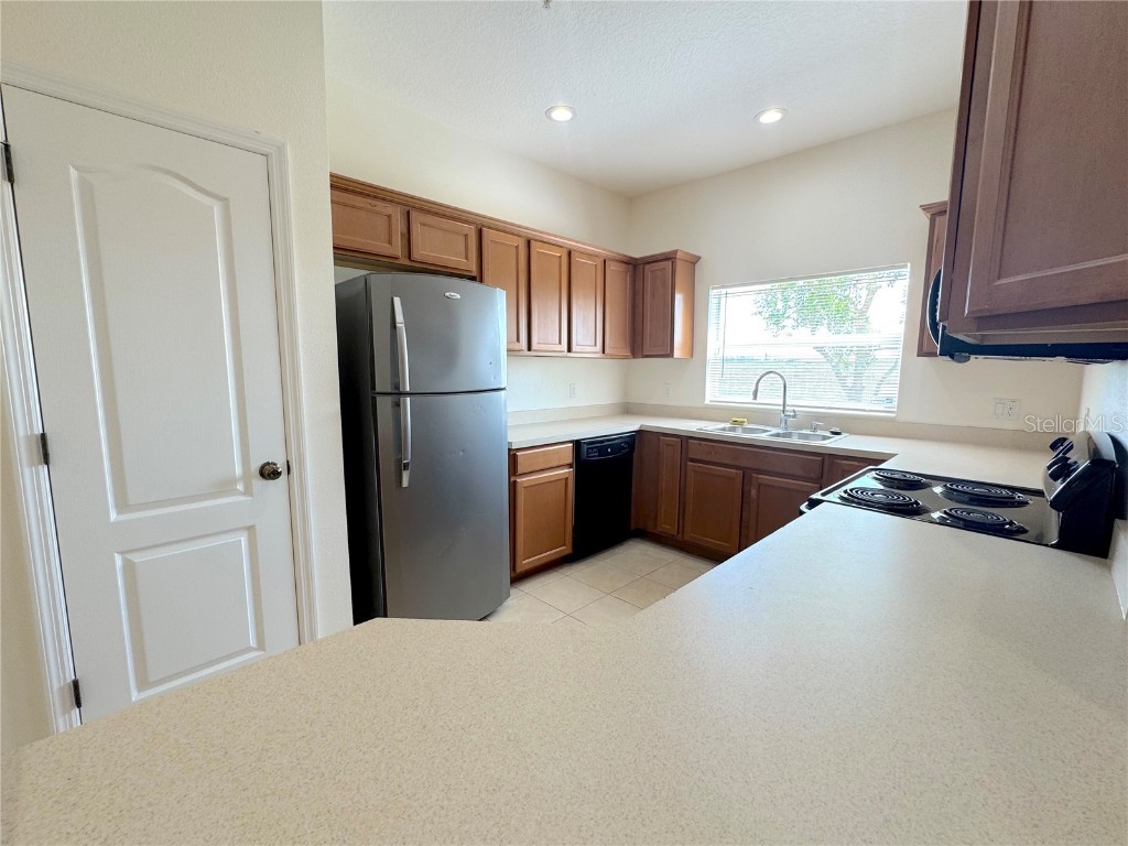 1390 Grantham Drive Sarasota FL 34234 A4670001 image7