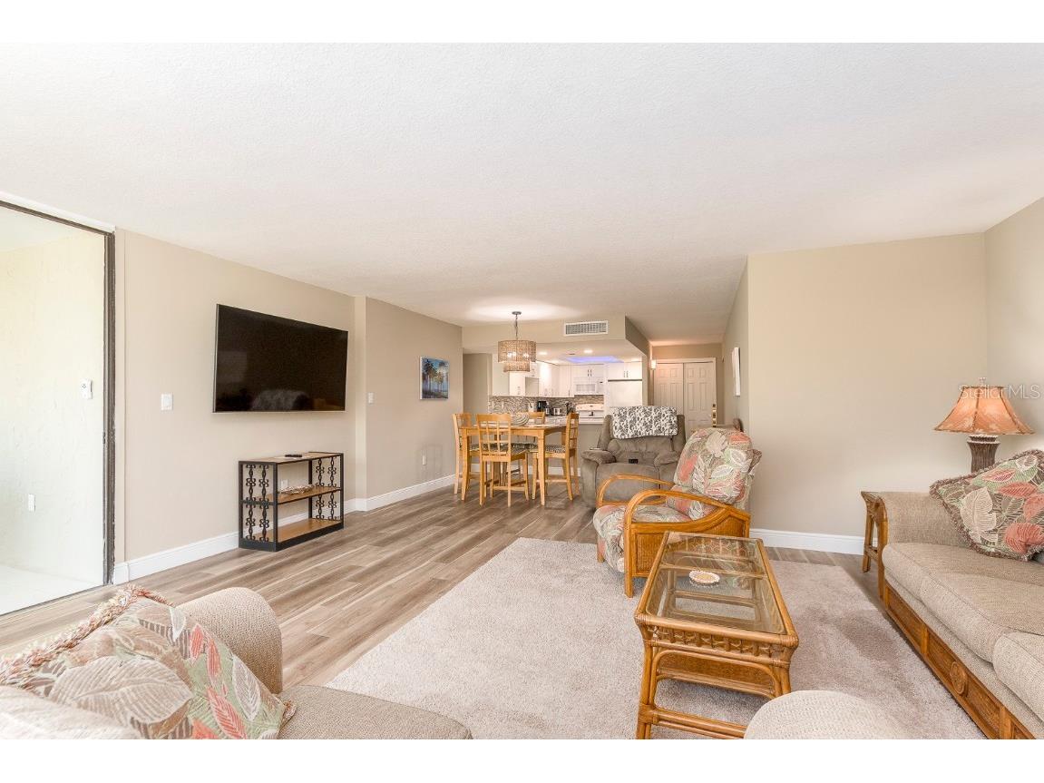 1390 Gulf Boulevard #804 Clearwater Beach FL 33767 TB8448005 image6