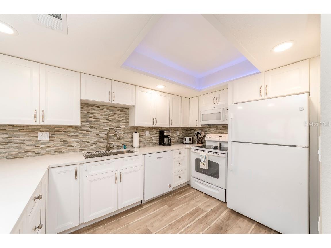 1390 Gulf Boulevard #804 Clearwater Beach FL 33767 TB8448005 image8