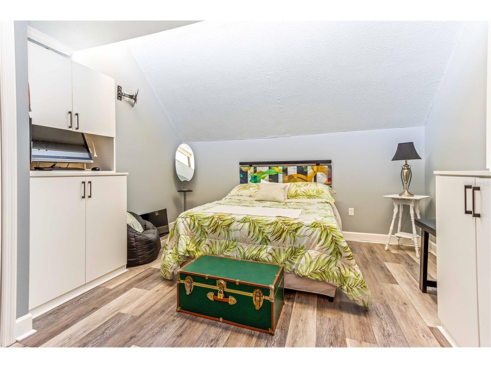 1390 Gulf Boulevard #PH-3 Clearwater Beach FL 33767 - GULF OF MEXICO TB8503851 image40