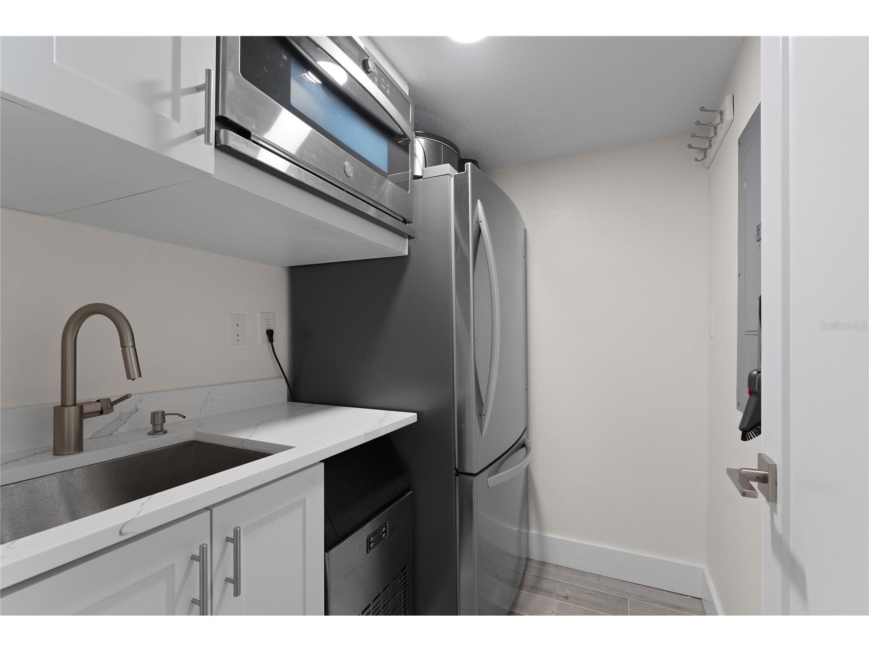 1390 Gulf Boulevard #PH4 Clearwater Beach FL 33767 - GULF OF MEIXO/GULF OF AMERICA TB8461777 image38