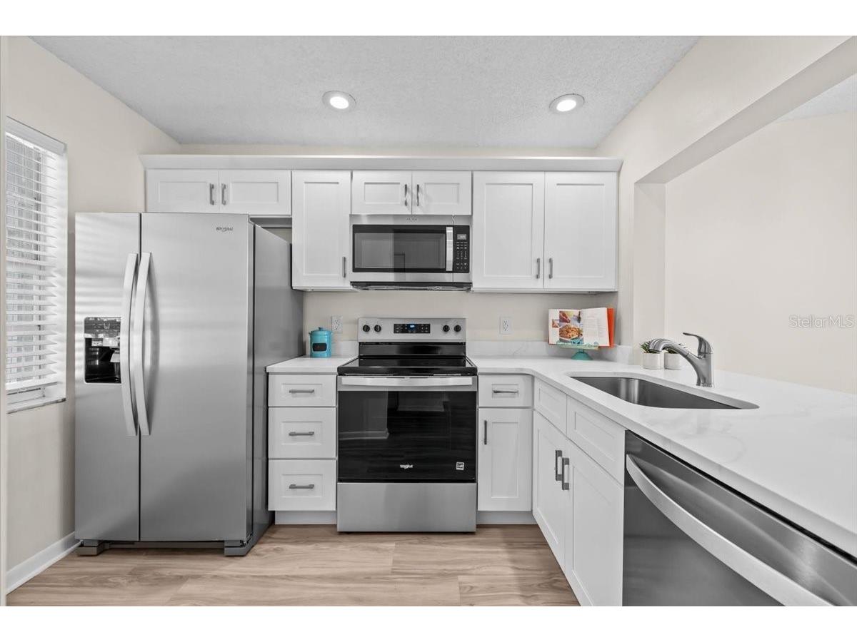 1390 Oak Hill Drive #202 Dunedin FL 34698 TB8498594 image2