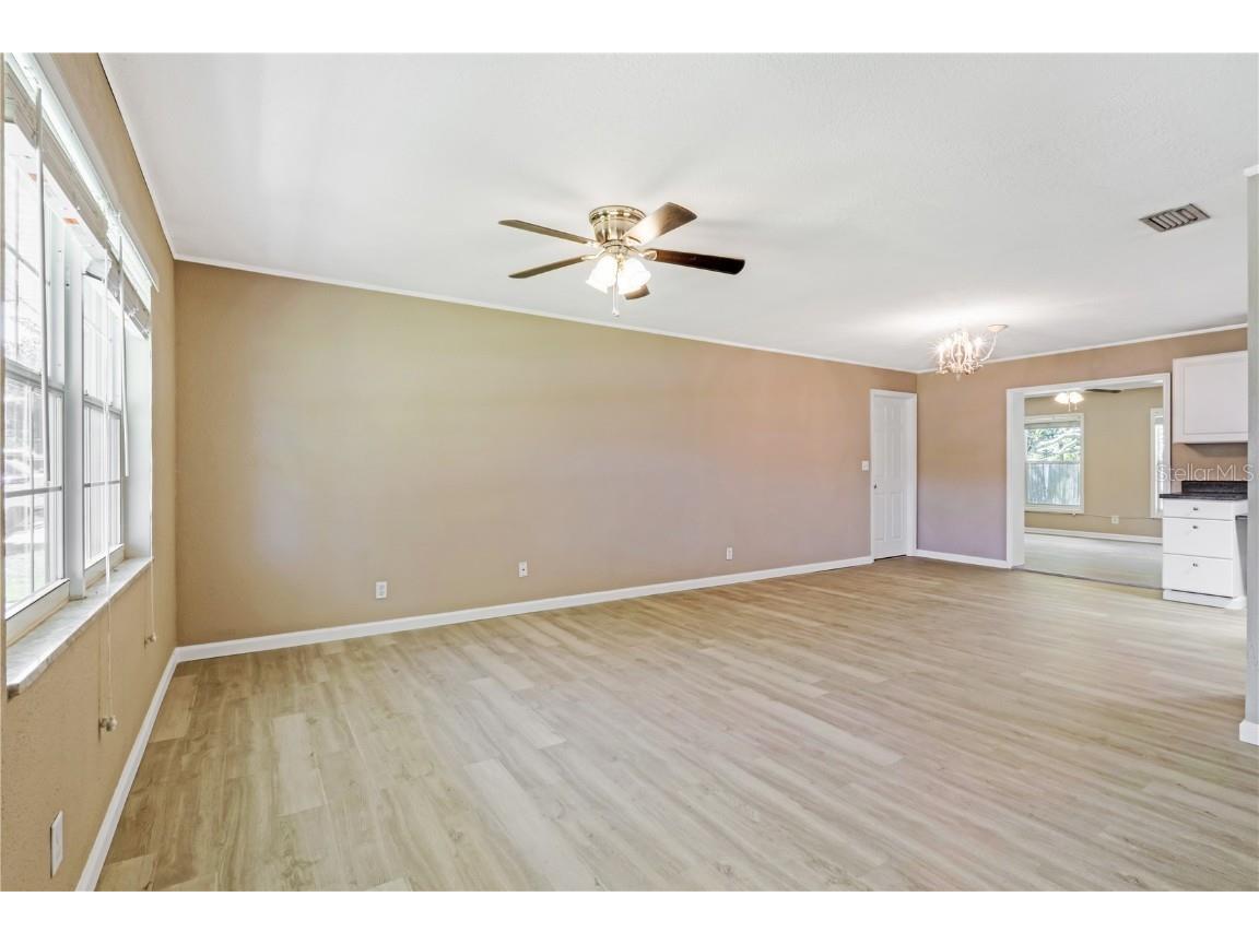 1390 Powers Avenue Daytona Beach FL 32117 V4945135 image8