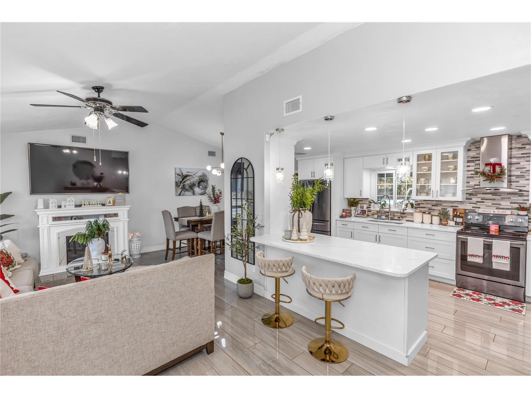 1390 San Carlos Avenue Deltona FL 32738 V4947447 image2