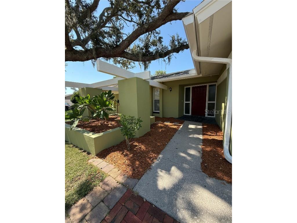 1390 Ventnor Avenue Tarpon Springs FL 34689 TB8413684 image2