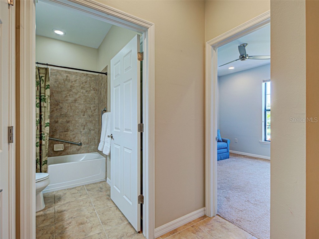 13900 Miranese Street Venice FL 34293 N6139715 image7