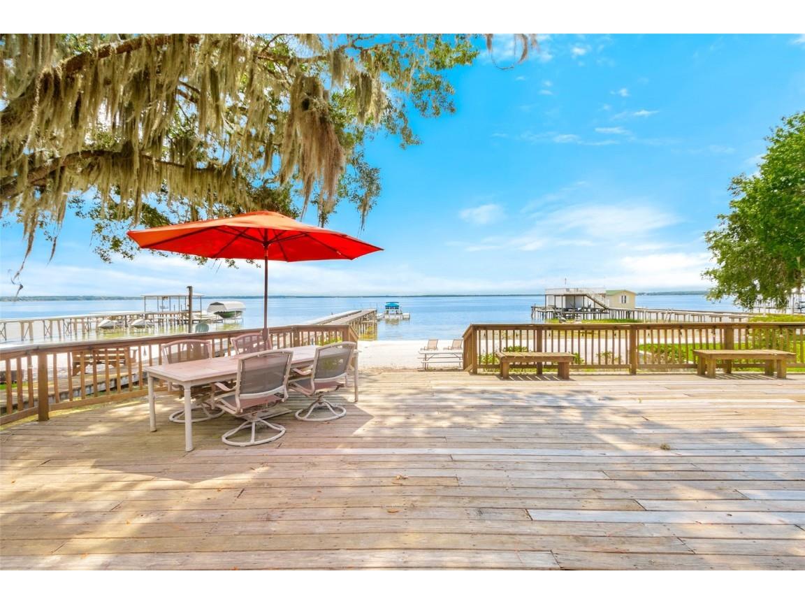 13900 SE 124th Street Ocklawaha FL 32179 V4936967 image1