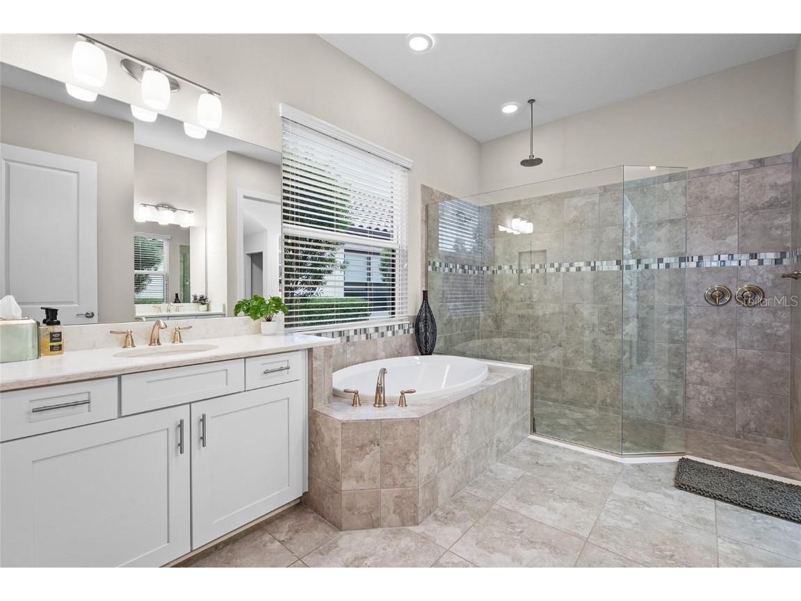 13902 Messina Loop Bradenton FL 34211 A4670793 image12