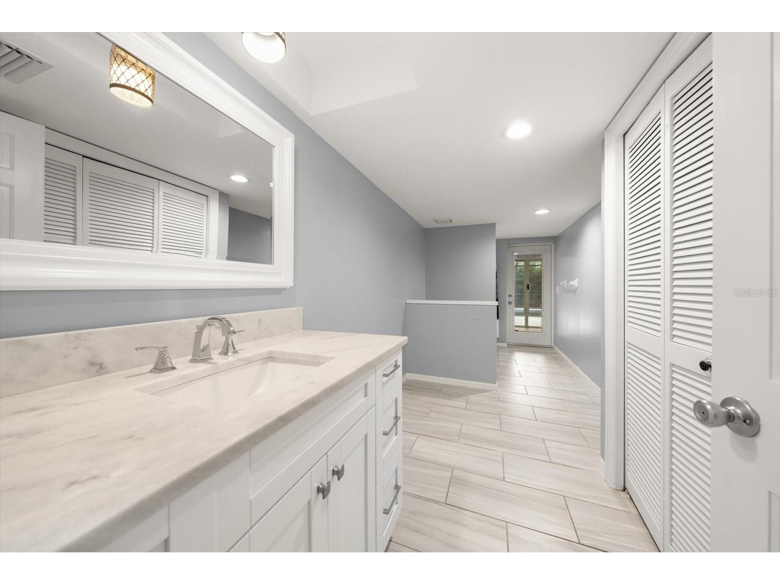 13903 Oberlin Manor Way Tampa FL 33613 TB8509726 image25