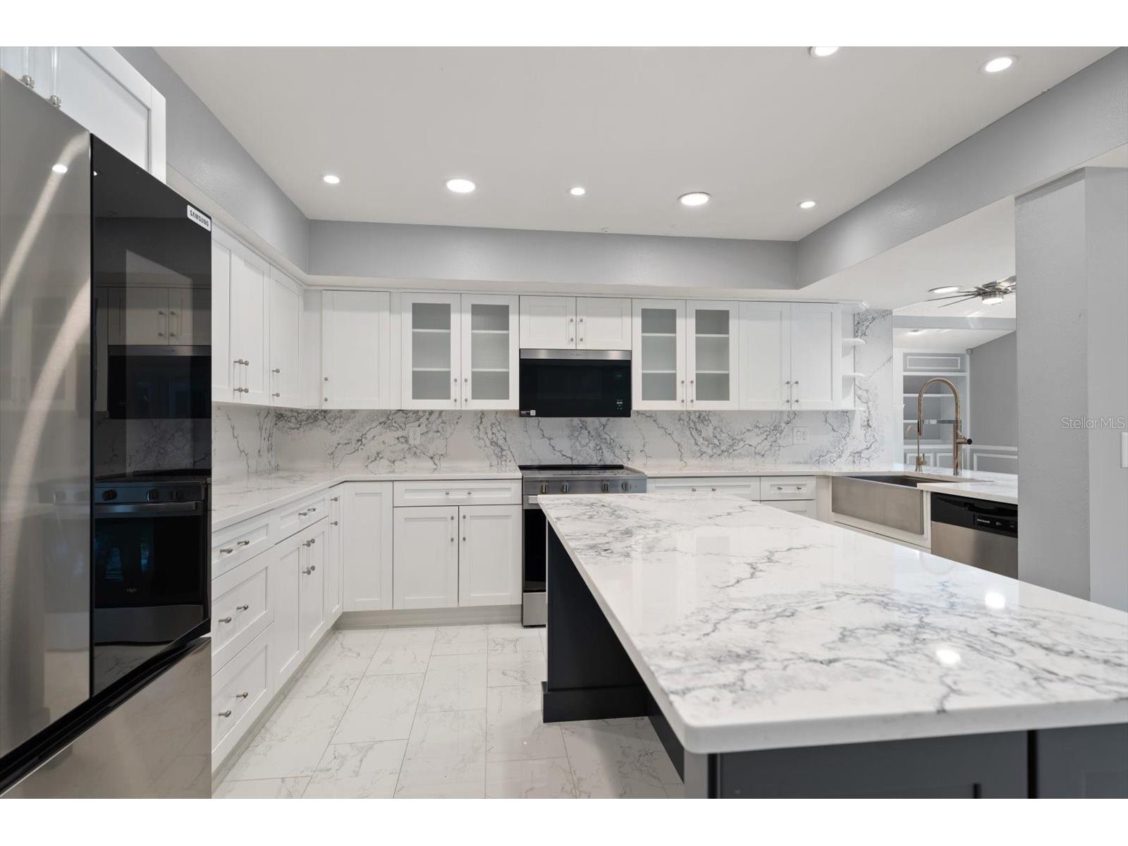 13903 Oberlin Manor Way Tampa FL 33613 TB8509726 image7