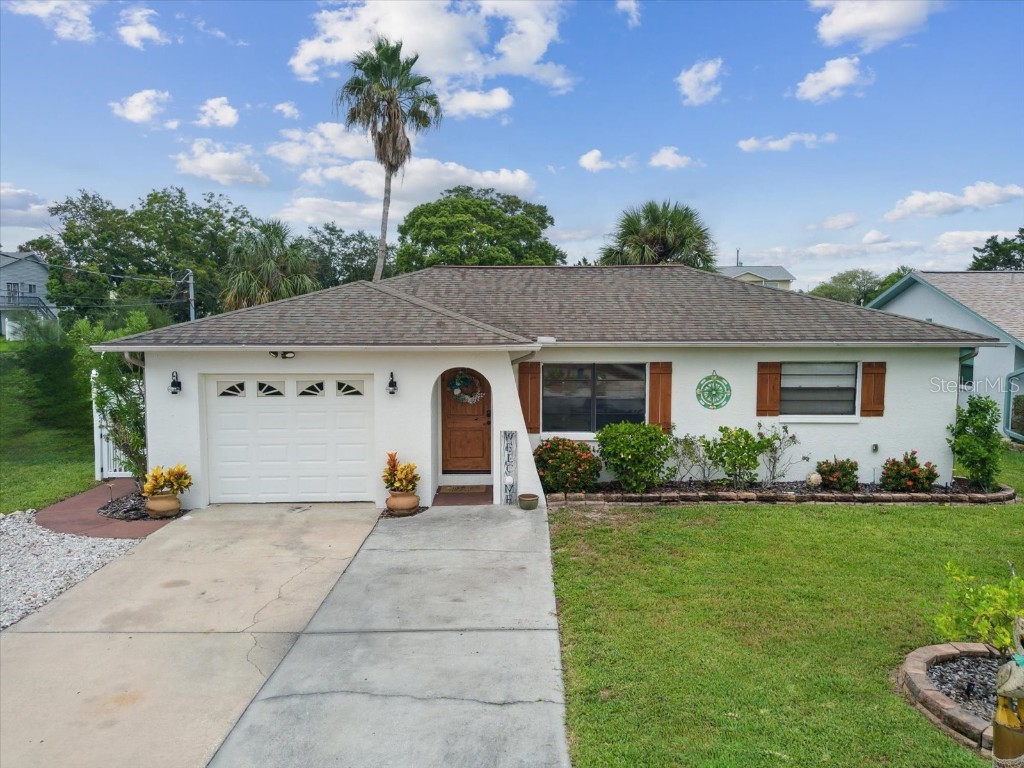 13906 Margo Avenue Hudson FL 34667 W7859791 image1